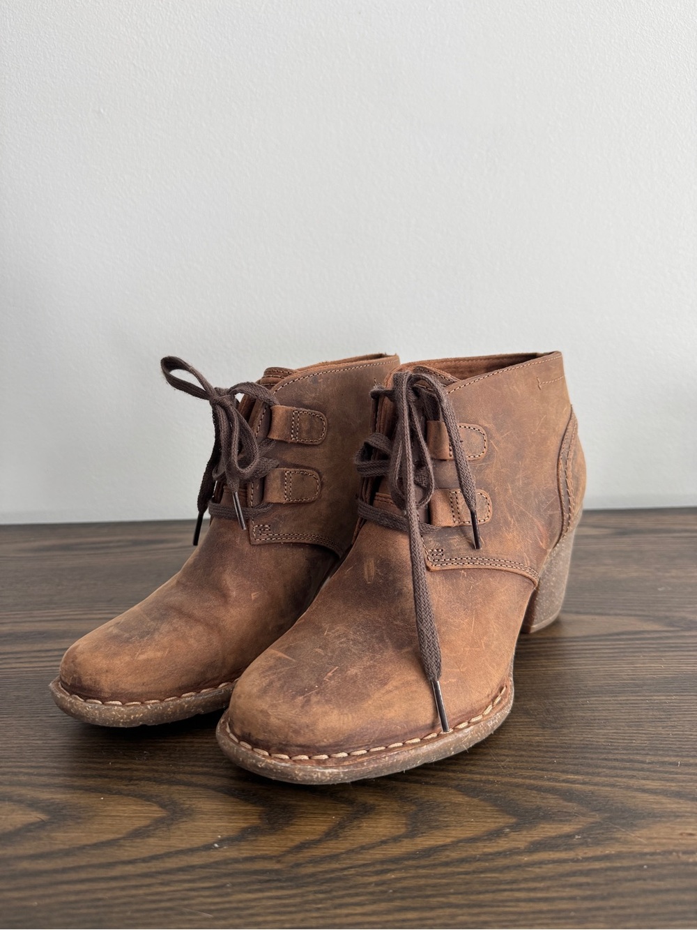 Clarks Brown Distressed Leather Lace-Up Ankle Booties